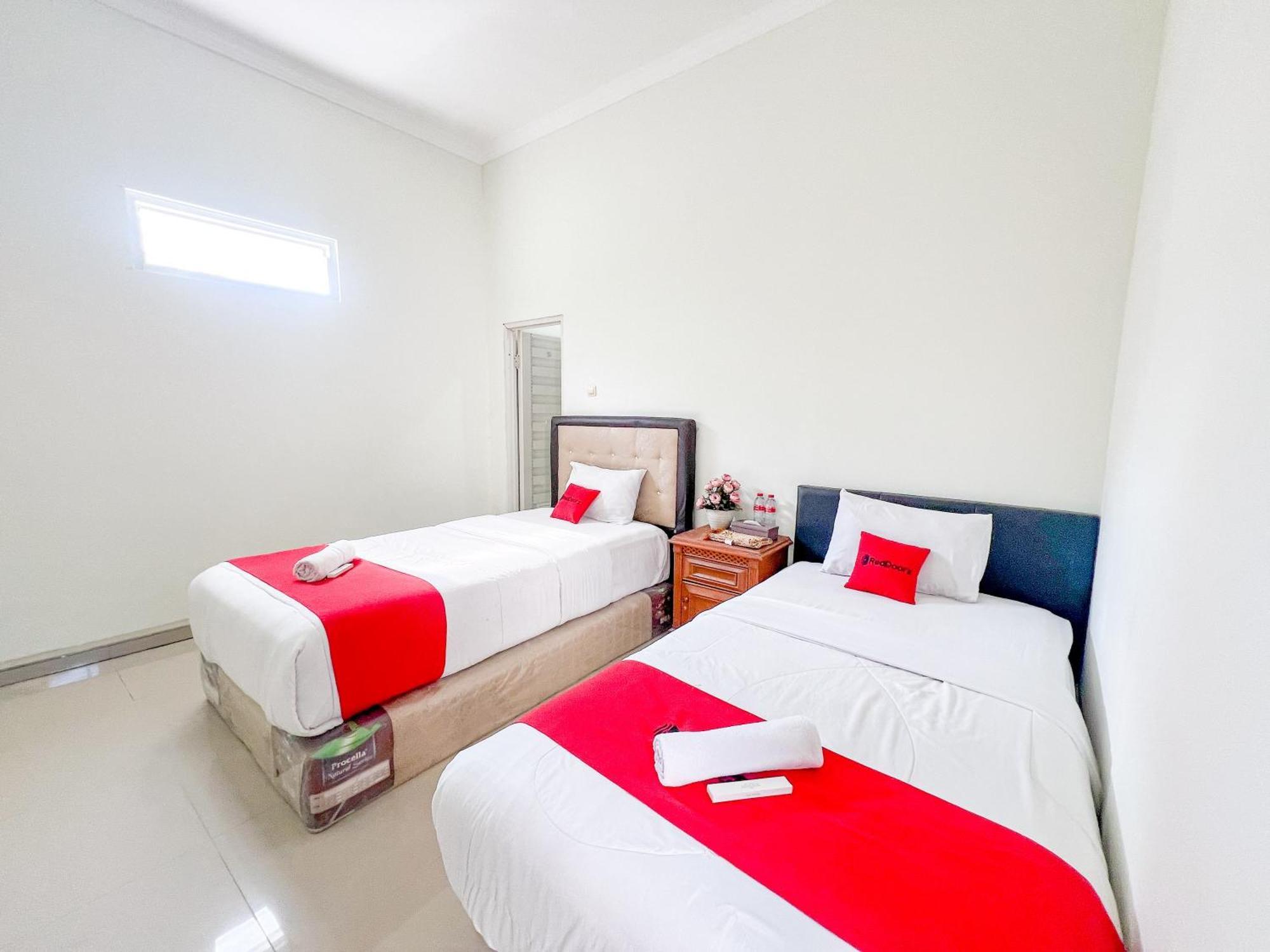 Reddoorz Syariah Near Pengadilan Agama Wonosobo Hotel Kültér fotó